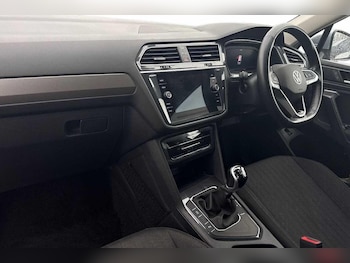 Used Volkswagen Tiguan Allspace 2024 for sale - 78251922: Photo