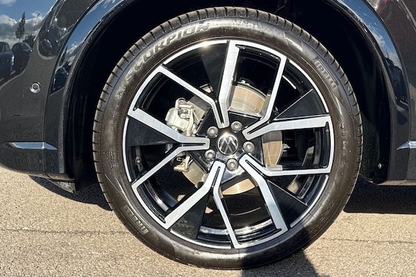 Used Volkswagen Tiguan 2025 for sale - 76220229: Photo 13
