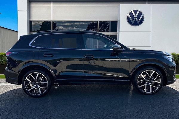 Used Volkswagen Tiguan 2025 for sale - 76220229: Photo 3