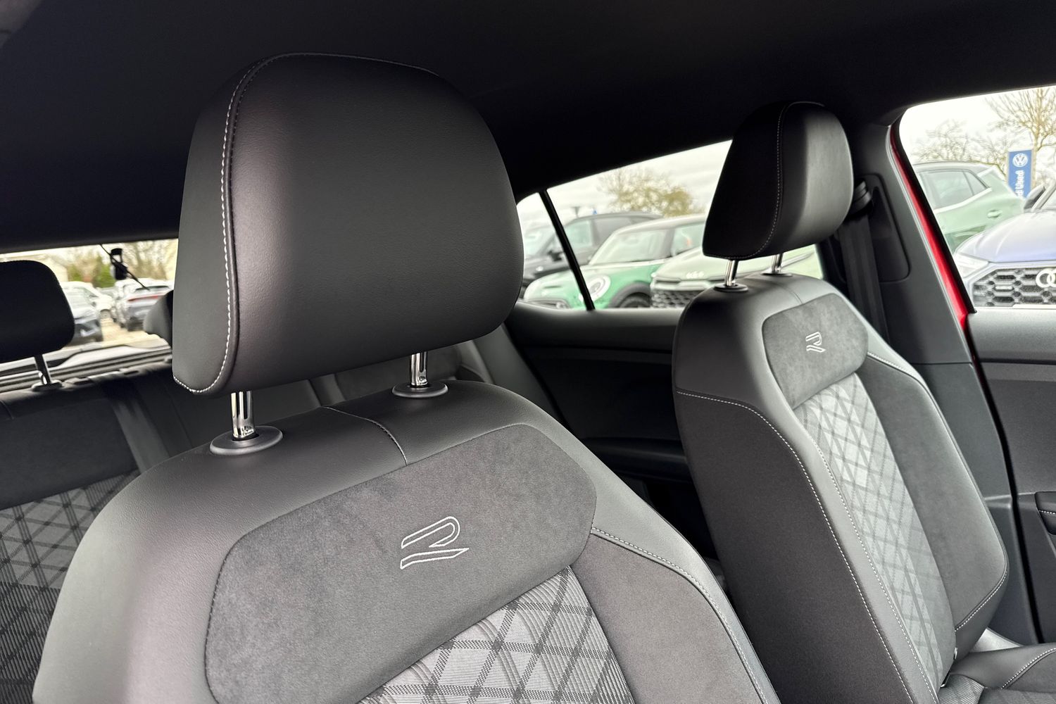 Used Volkswagen T-Cross 2024 for sale - 77787505: Photo 24