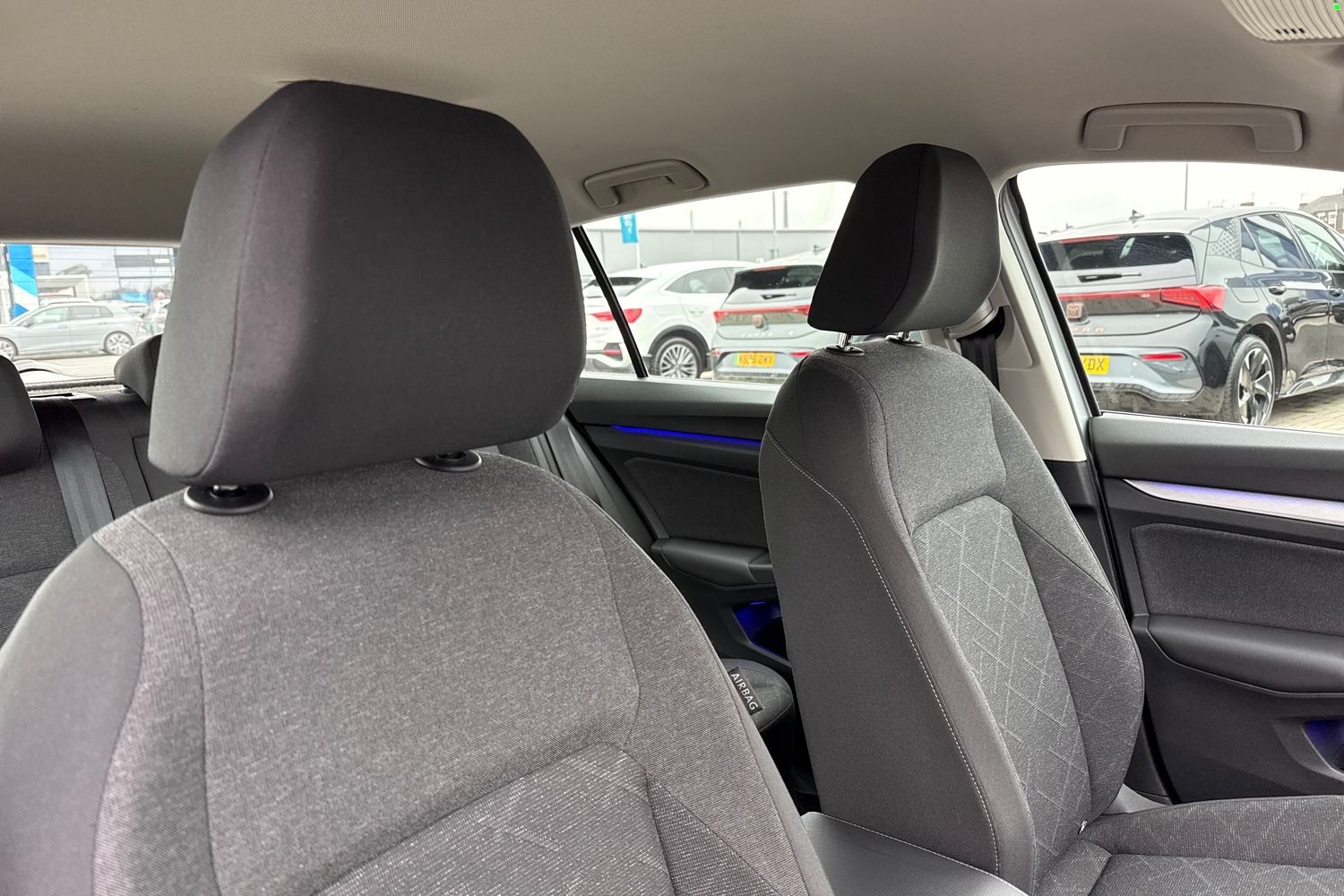 Used Volkswagen Golf 2023 for sale - 77805330: Photo 24