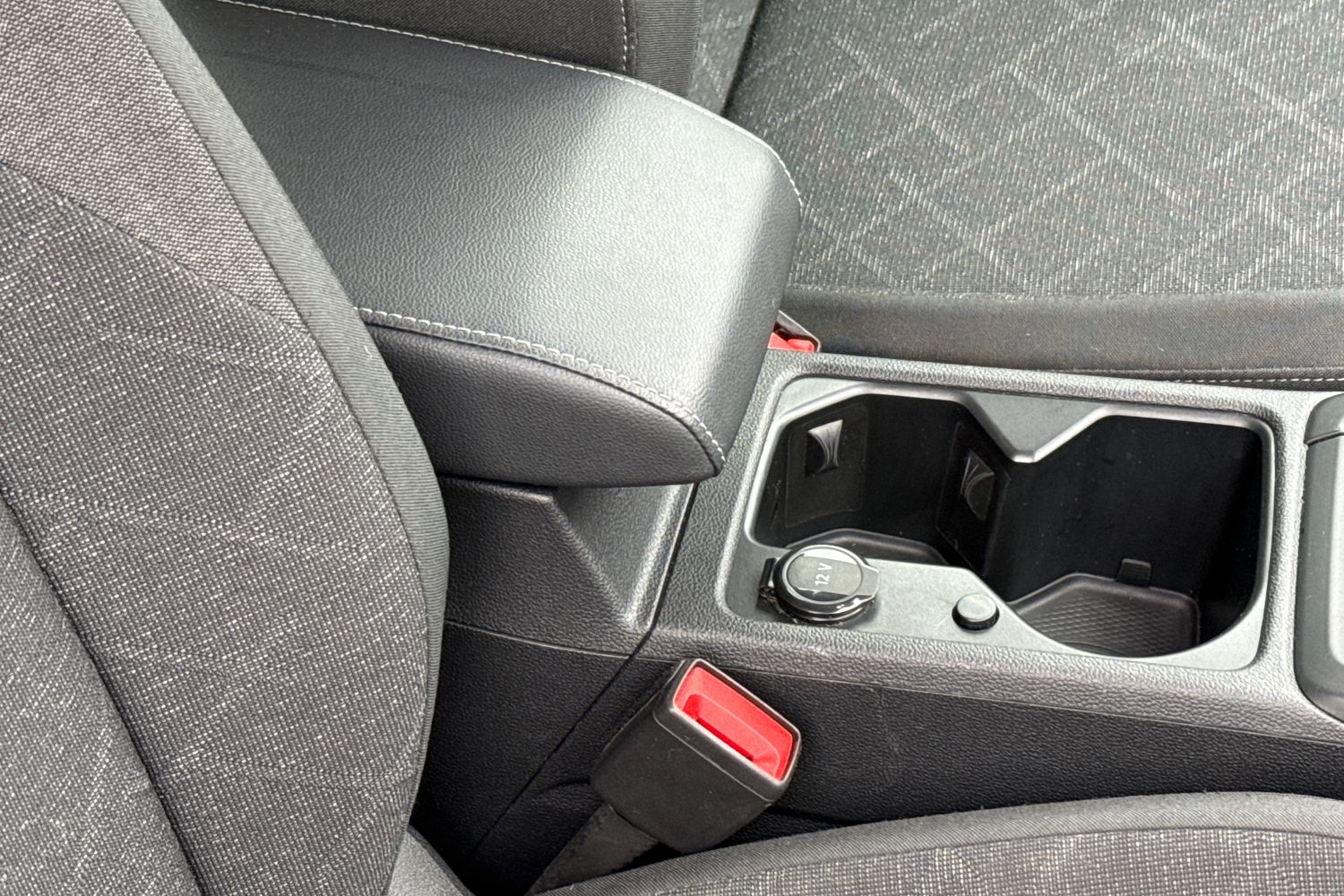 Used Volkswagen Golf 2023 for sale - 77805330: Photo 32