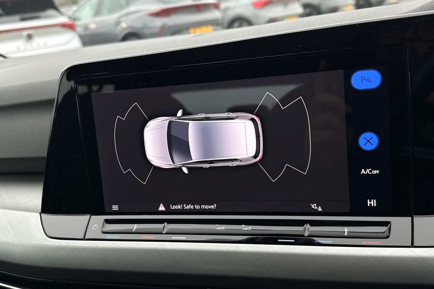 Used Volkswagen Golf 2023 for sale - 77805330: Photo 36