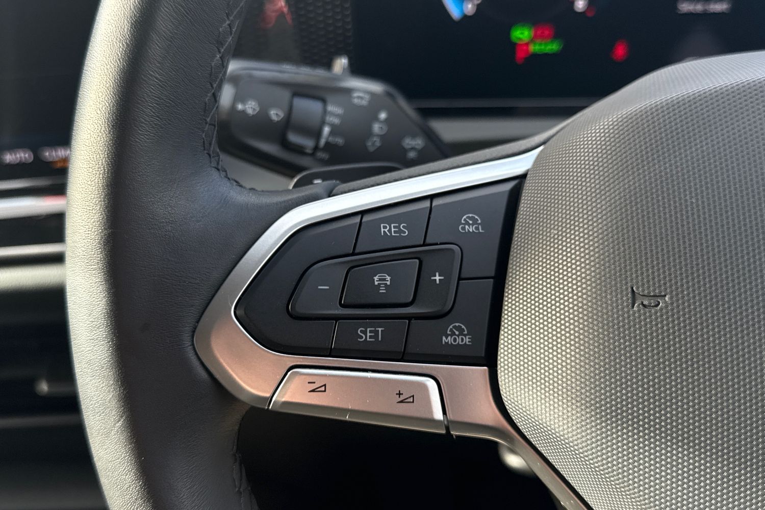 Used Volkswagen Tiguan 2024 for sale - 77577771: Photo 33