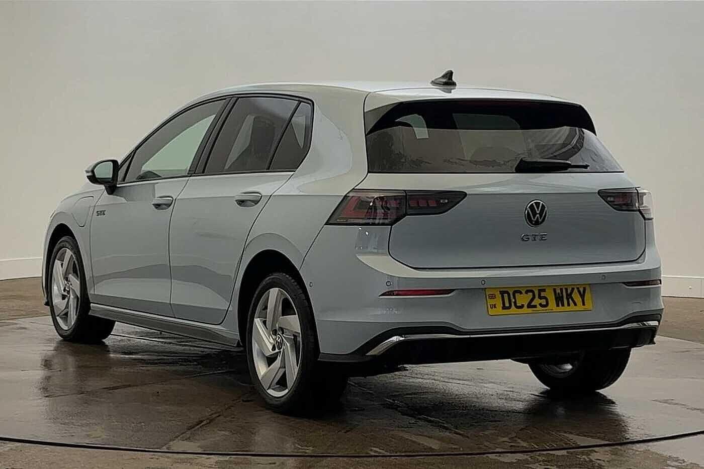 Used Volkswagen Golf 2025 for sale - 76654285: Photo 3