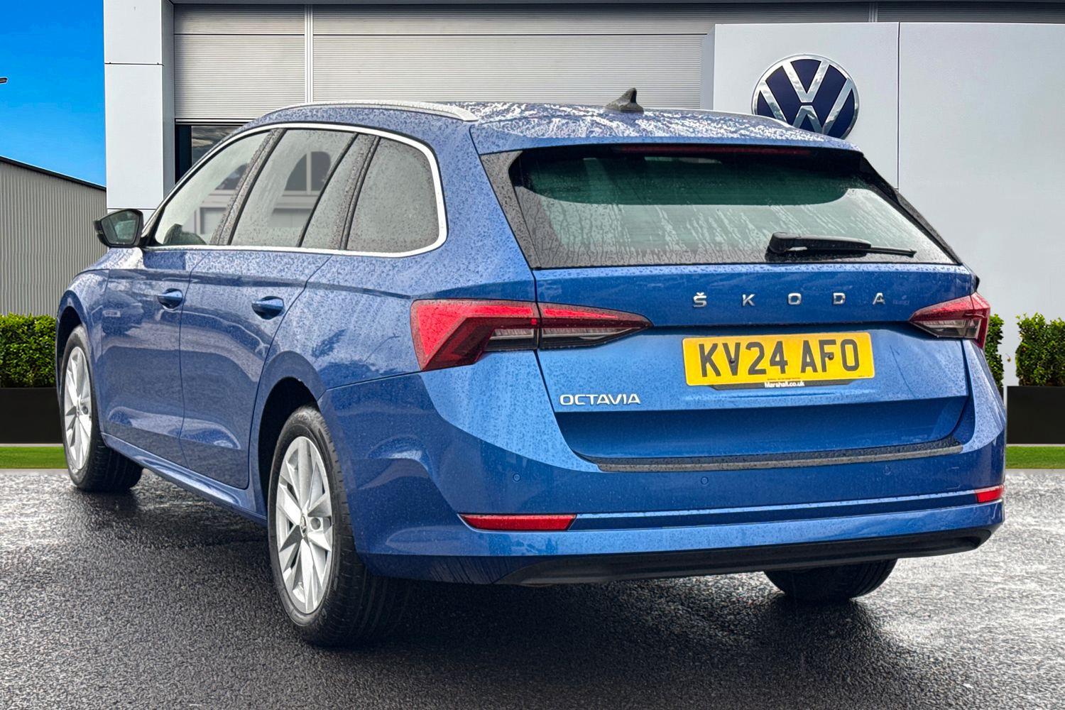 Used Skoda Octavia 2024 for sale - 76564727: Photo 2