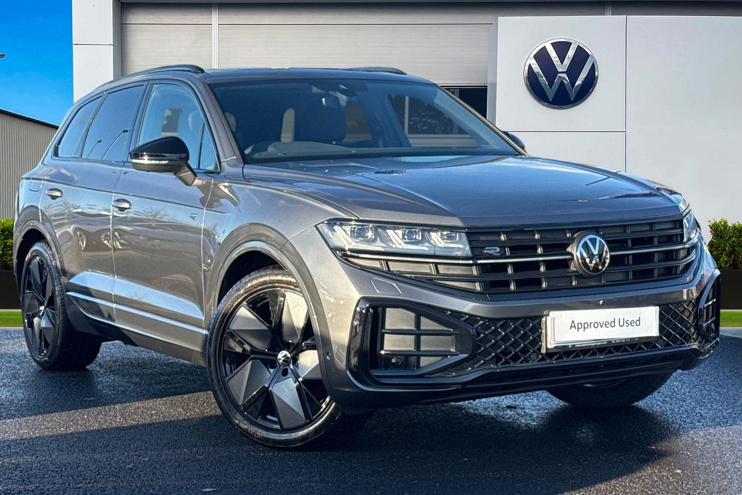 Used Volkswagen Touareg 2025 for sale - 76692270: Photo 1