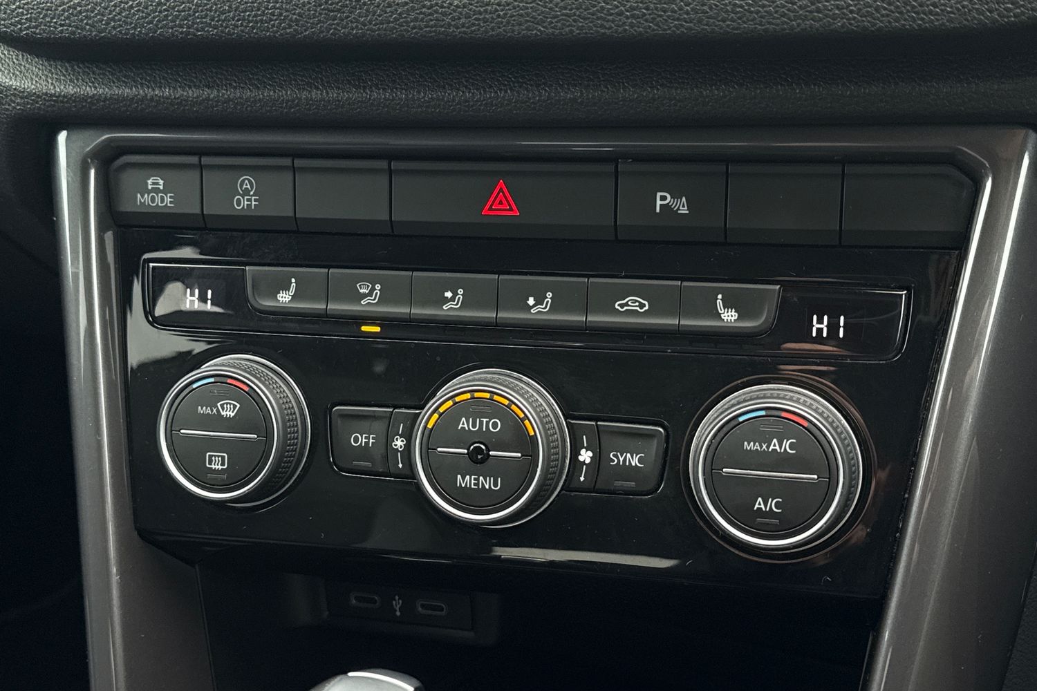 Used Volkswagen T-Roc 2021 for sale - 77500809: Photo 22