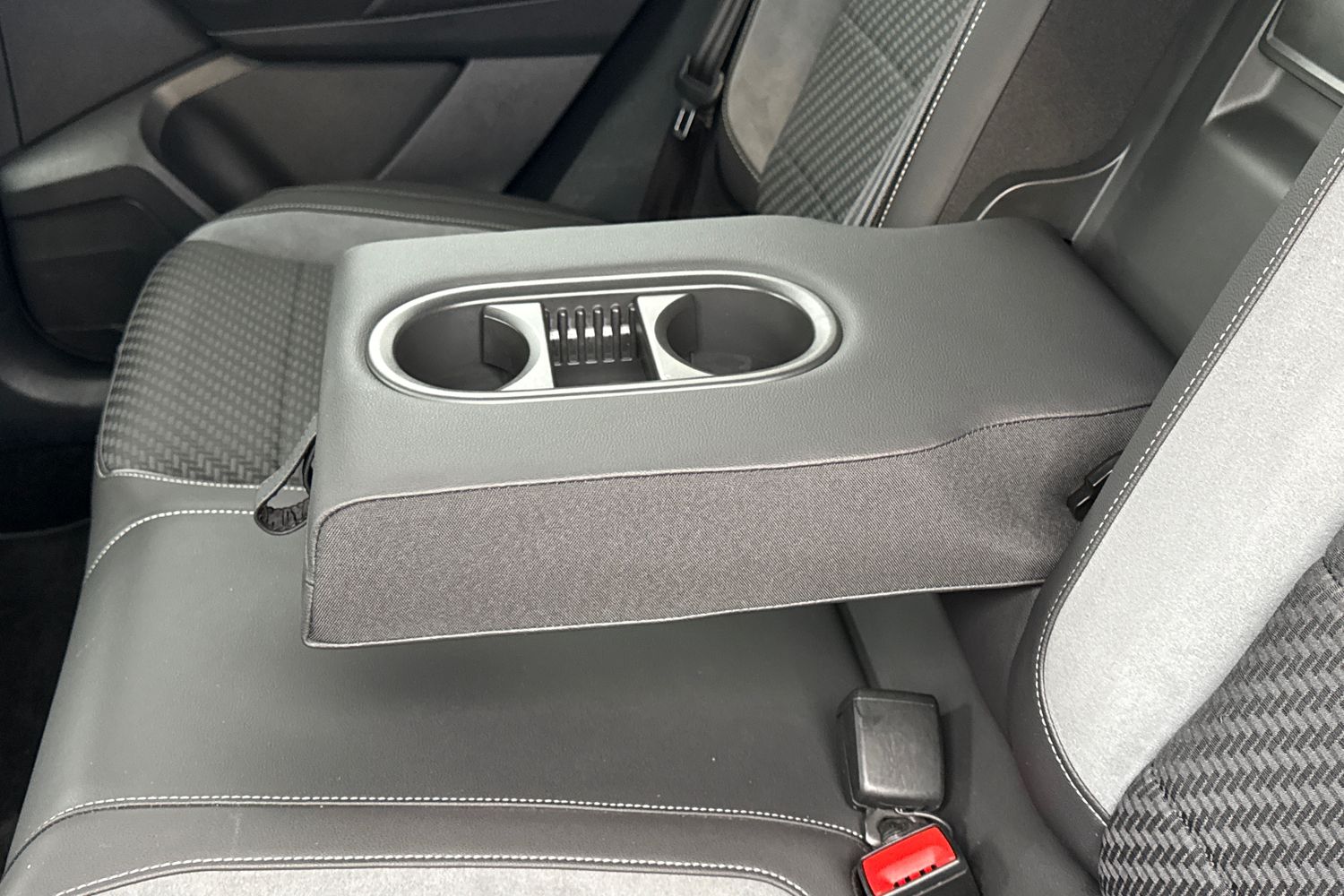 Used Volkswagen T-Roc 2021 for sale - 77500809: Photo 29