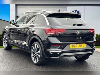 Used Volkswagen T-Roc 2021 for sale - 77500809: Photo