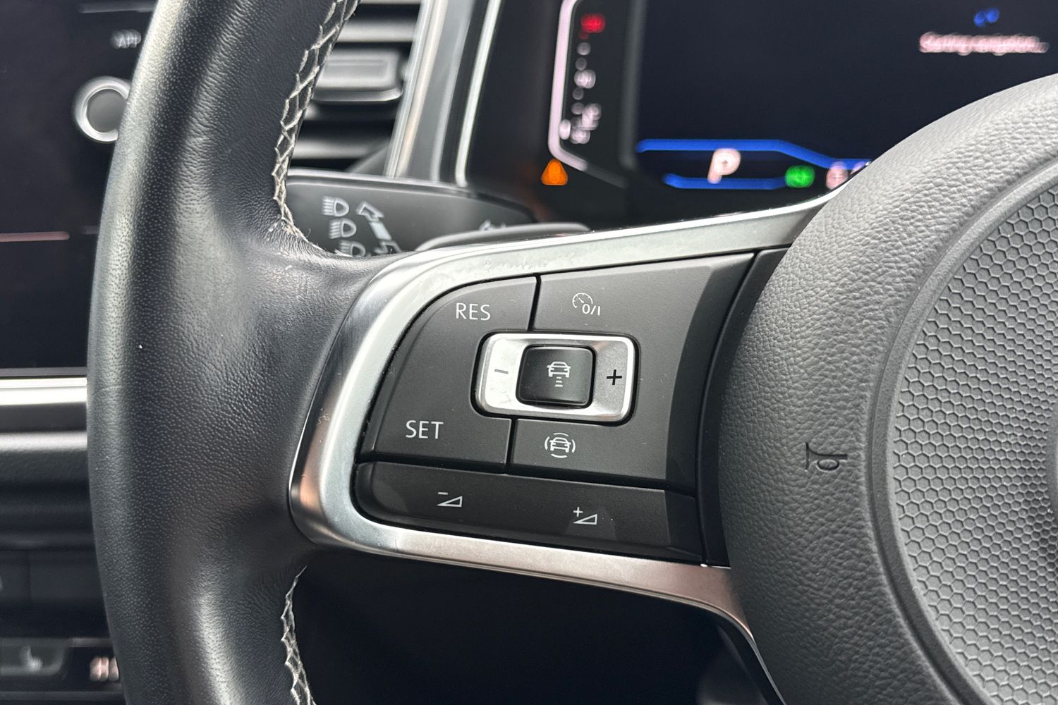 Used Volkswagen T-Roc 2021 for sale - 77500809: Photo 34