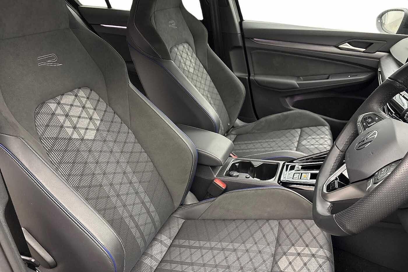 Used Volkswagen Golf 2025 for sale - 77834914: Photo 10