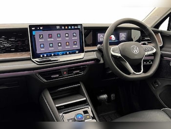 Used Volkswagen Touran 2025 for sale - 78079152: Photo