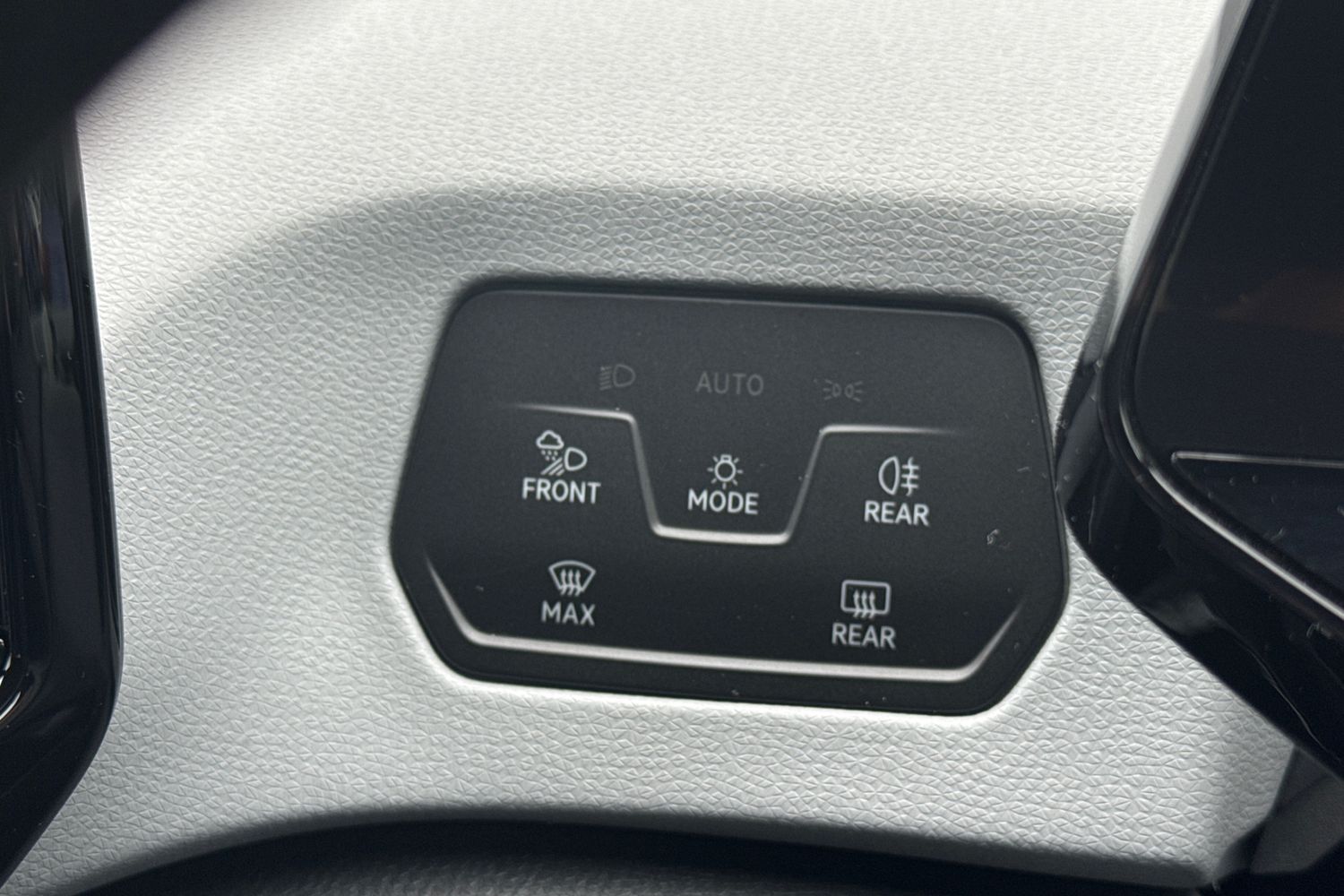 Used Volkswagen ID.3 2020 for sale - 77608388: Photo 38