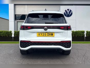 Used Volkswagen Touran 2025 for sale - 75823727: Photo