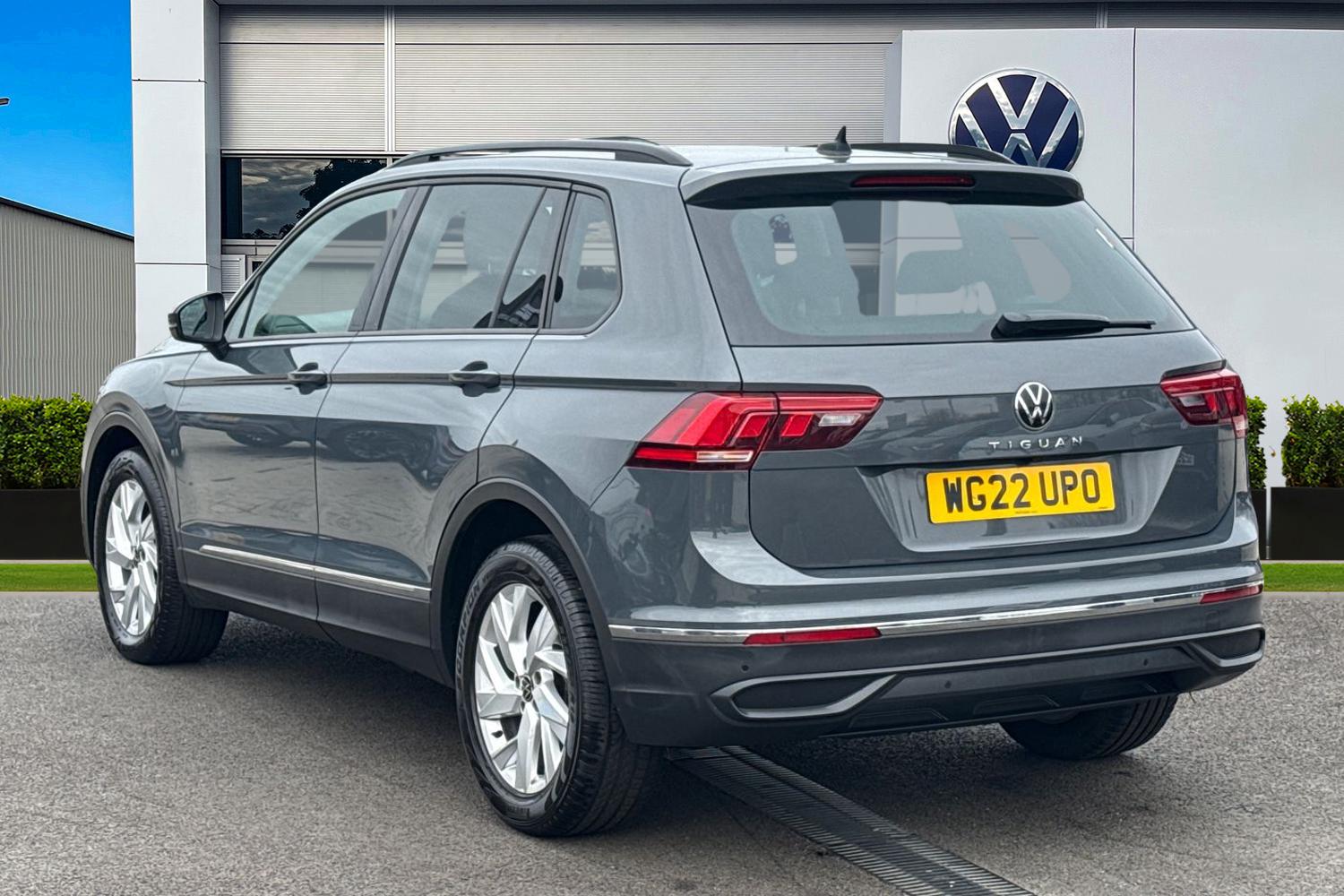 Used Volkswagen Tiguan 2022 for sale - 77996574: Photo 2