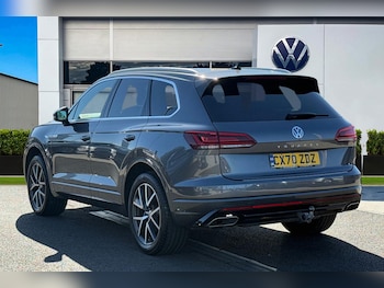 Used Volkswagen Touareg 2020 for sale - 76027179: Photo