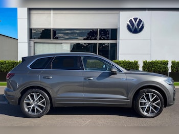 Used Volkswagen Touareg 2020 for sale - 76027179: Photo