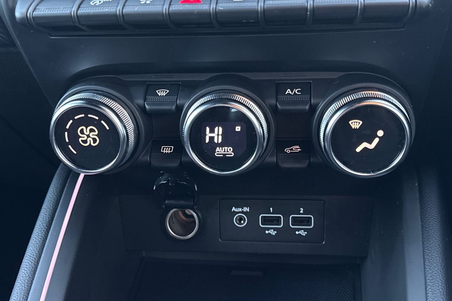 Used Renault Clio 2021 for sale - 76820153: Photo 18