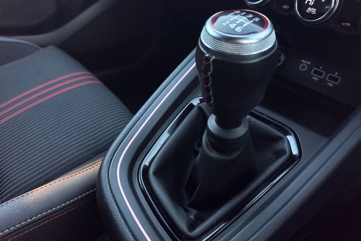 Used Renault Clio 2021 for sale - 76820153: Photo 34