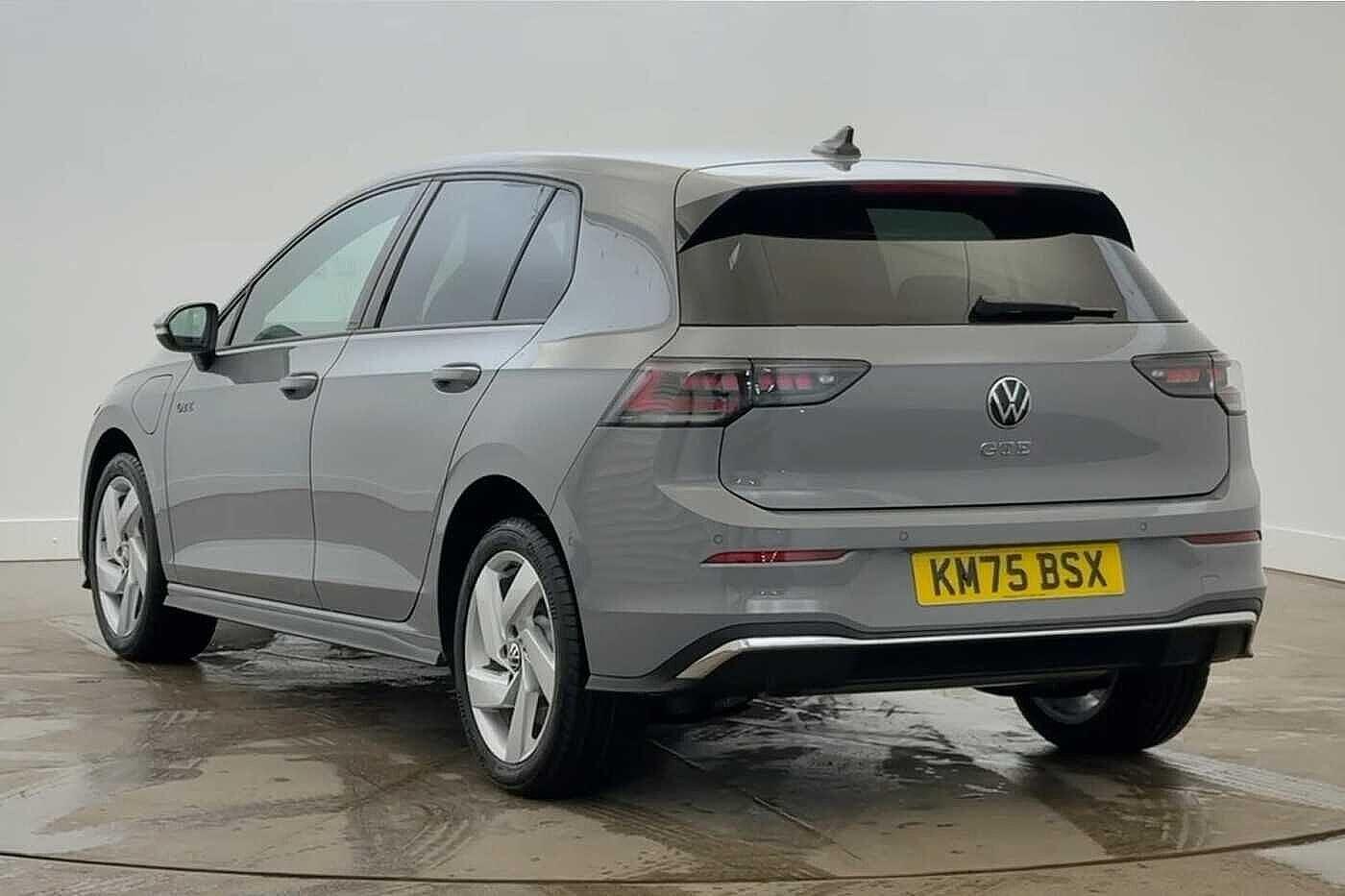 Used Volkswagen Golf 2025 for sale - 77152642: Photo 3