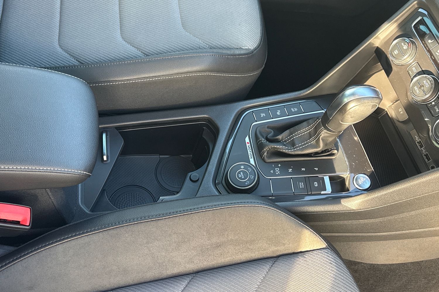 Used Volkswagen Tiguan 2020 for sale - 76863244: Photo 23