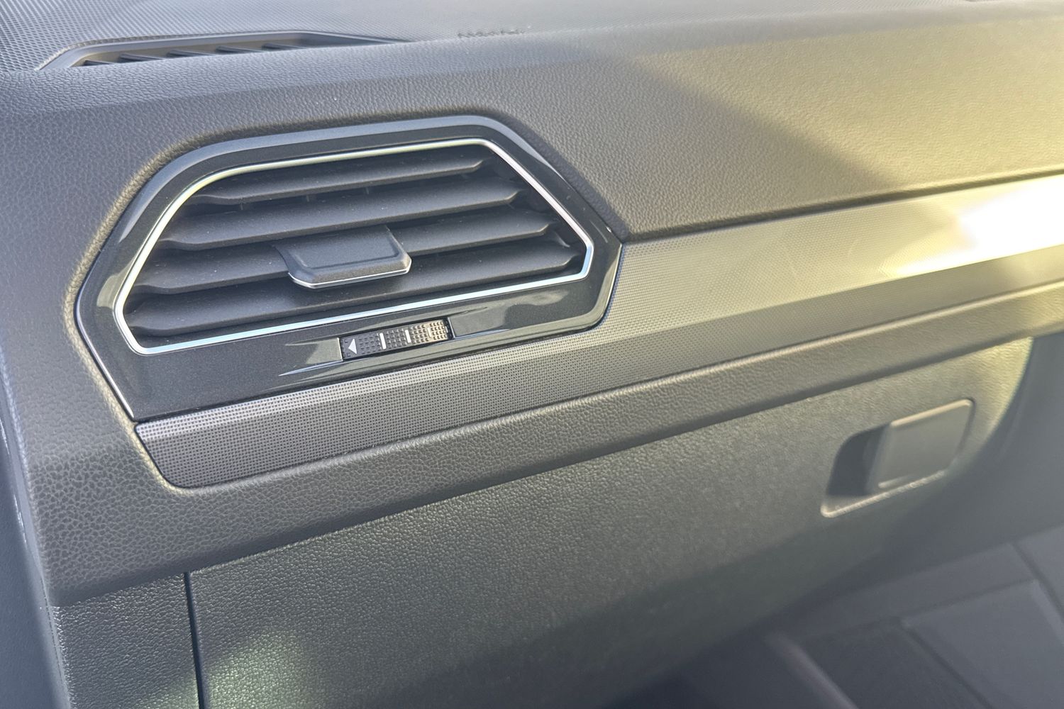 Used Volkswagen Tiguan 2020 for sale - 76863244: Photo 35