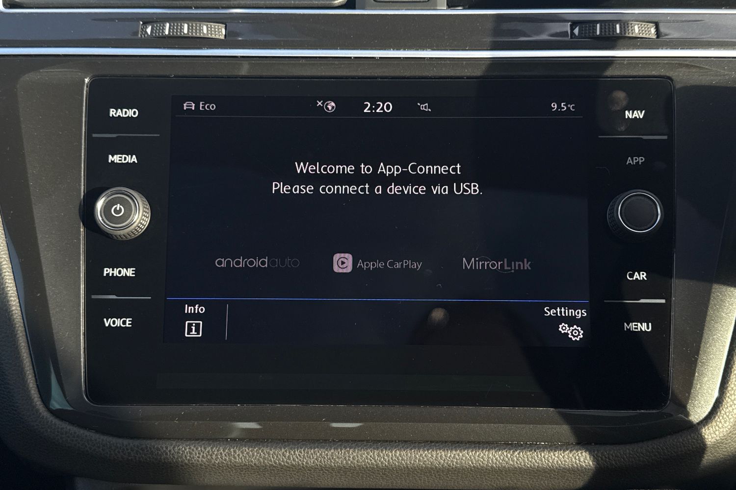 Used Volkswagen Tiguan 2020 for sale - 76863244: Photo 45