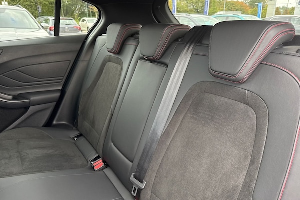 Used Ford Focus 2022 for sale - 76119867: Photo 18