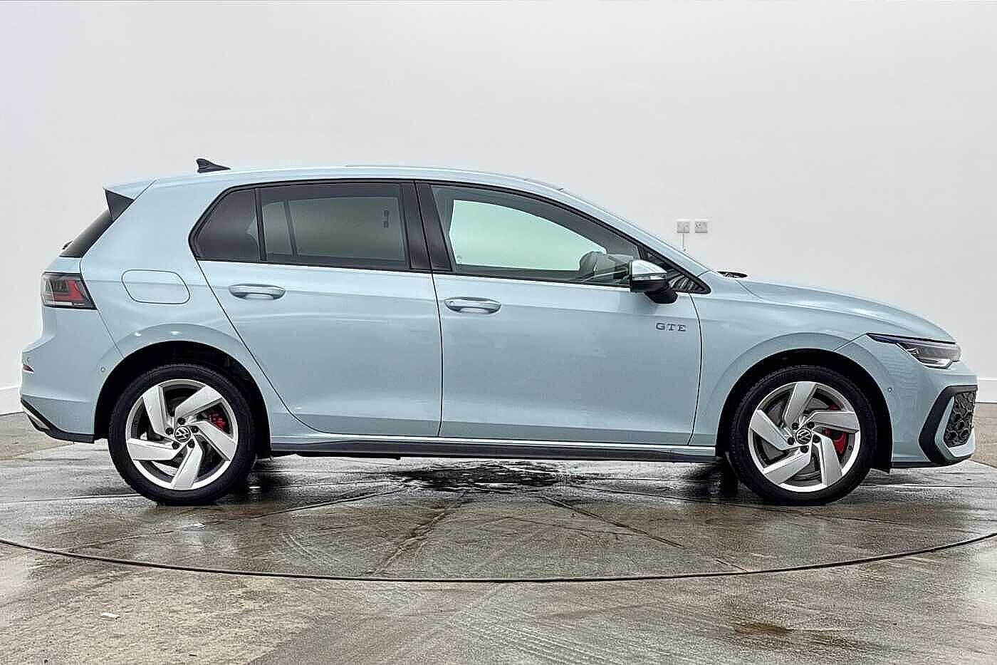 Used Volkswagen Golf 2025 for sale - 77666212: Photo 4