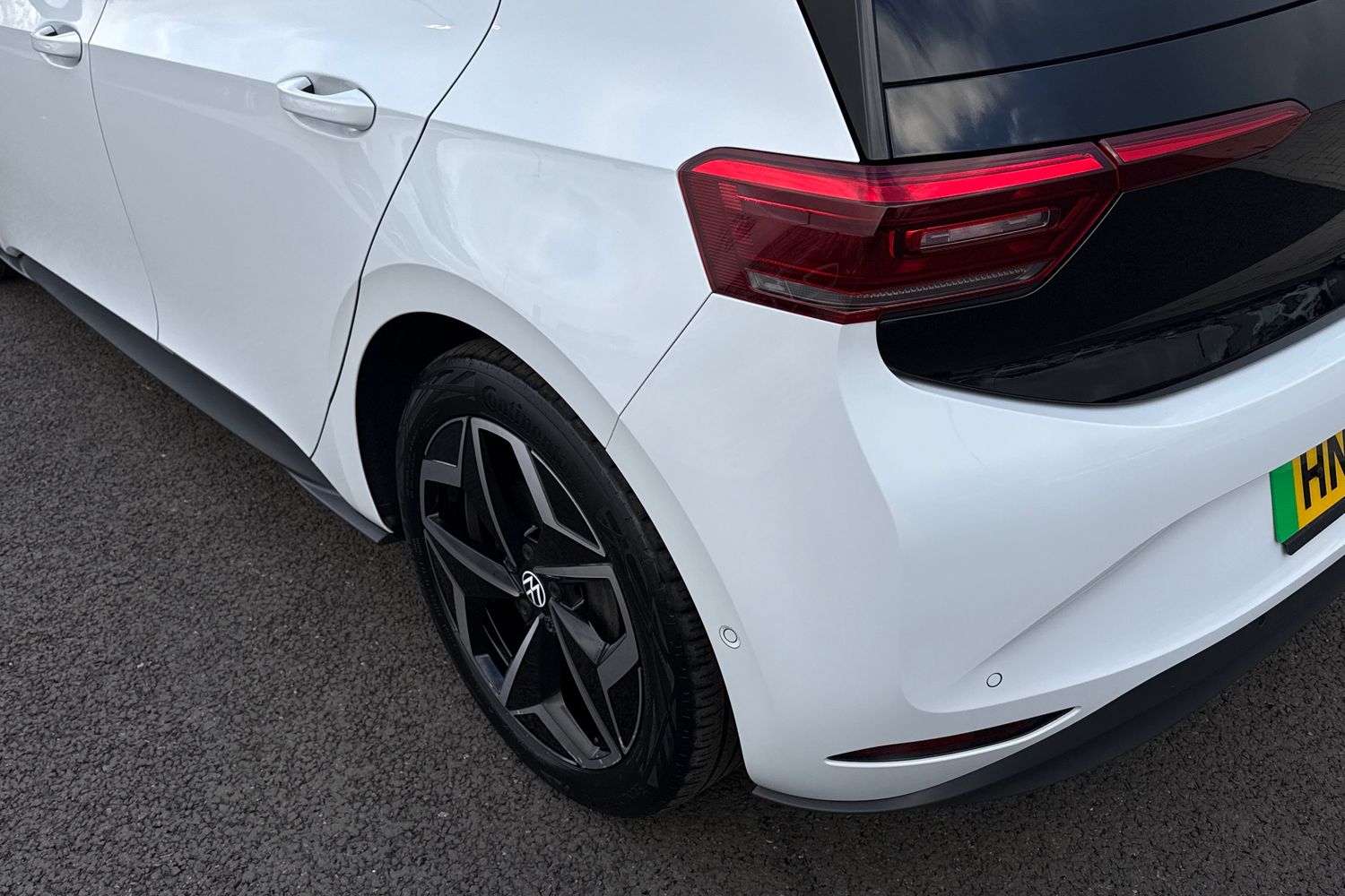 Used Volkswagen ID.3 2023 for sale - 78052659: Photo 8