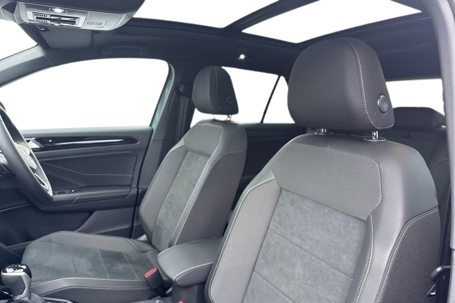 Used Volkswagen T-Roc 2026 for sale - 77399693: Photo 15