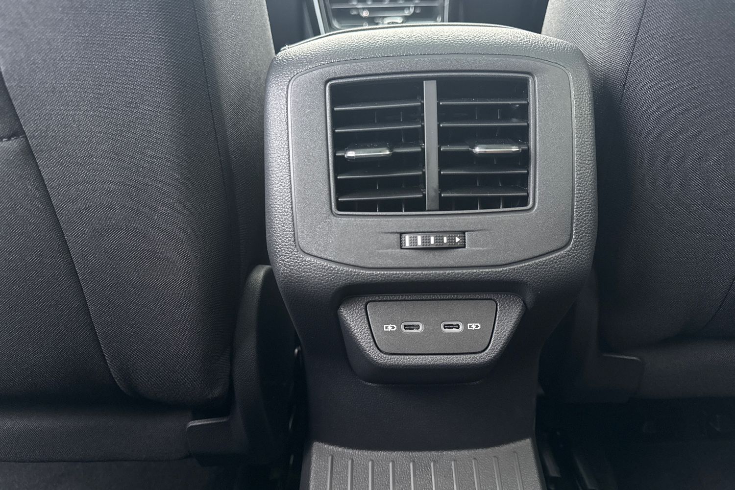 Used Volkswagen T-Roc 2026 for sale - 77399693: Photo 28