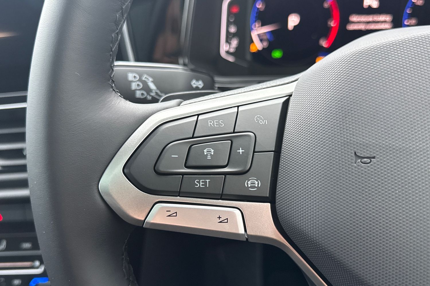 Used Volkswagen T-Roc 2026 for sale - 77399693: Photo 31