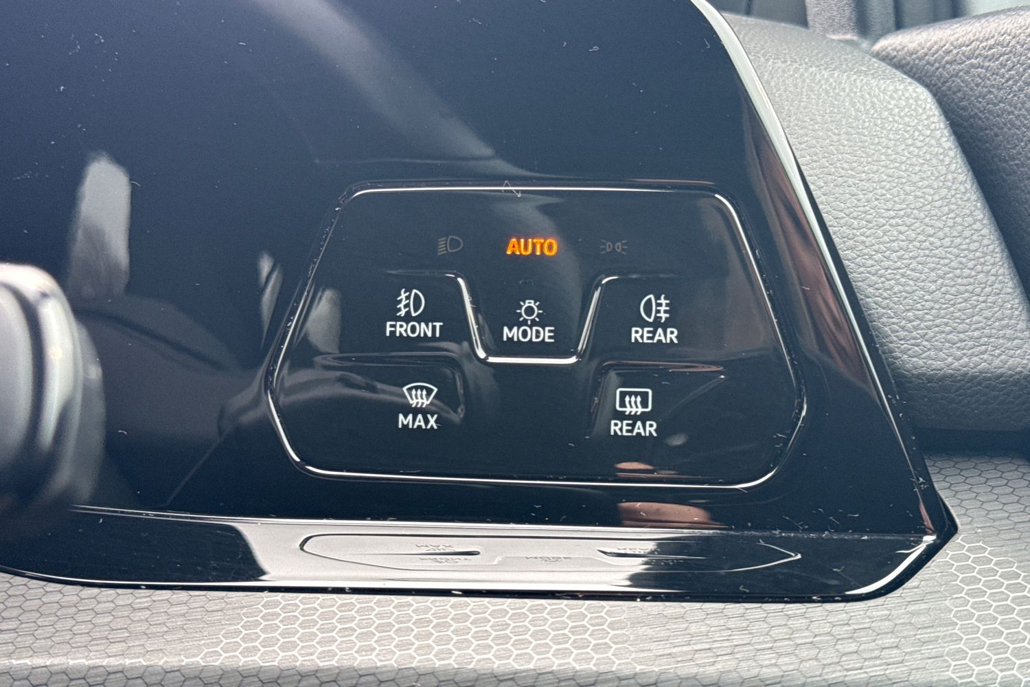 Used Volkswagen Golf 2021 for sale - 77493944: Photo 34