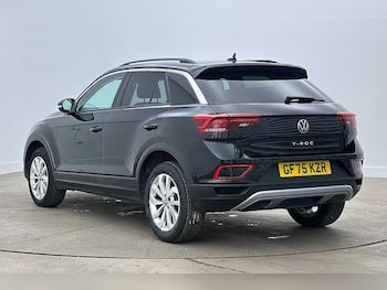 Used Volkswagen T-Roc 2025 for sale - 79068645: Photo