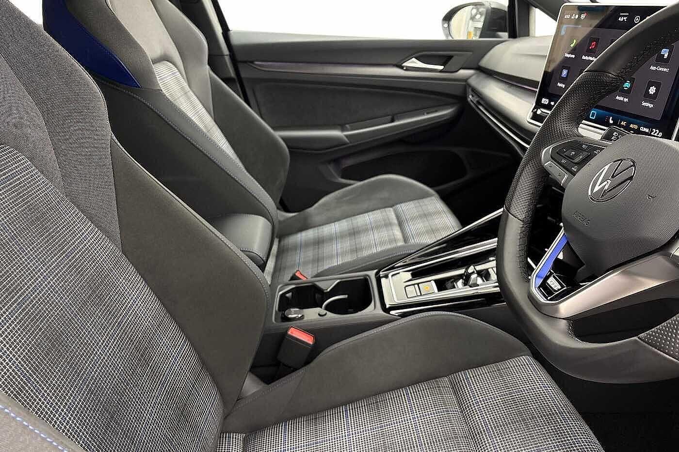 Used Volkswagen Golf 2025 for sale - 77666266: Photo 10