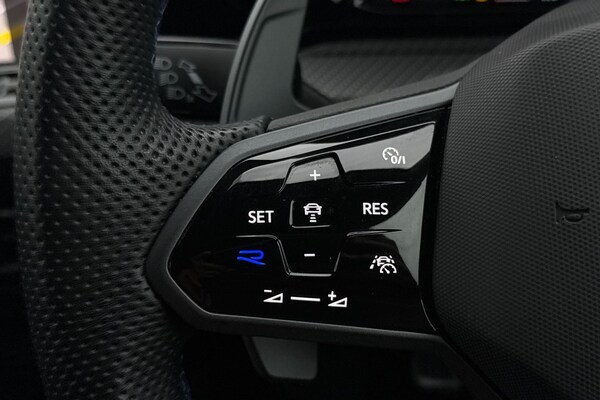 Used Volkswagen Golf 2023 for sale - 76081846: Photo 44