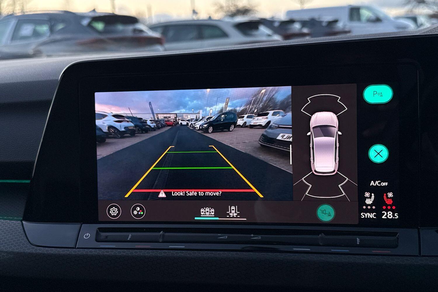 Used Volkswagen Golf 2022 for sale - 77199636: Photo 37