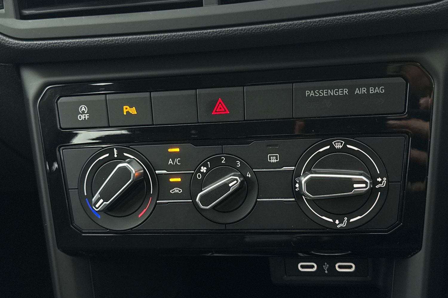 Used Volkswagen T-Cross 2023 for sale - 76985243: Photo 22