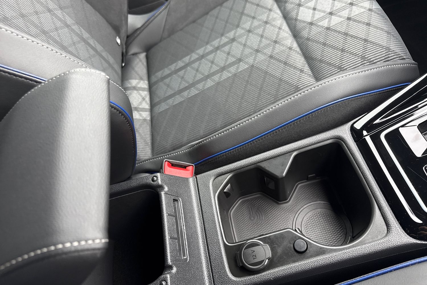 Used Volkswagen Golf 2024 for sale - 77820297: Photo 39