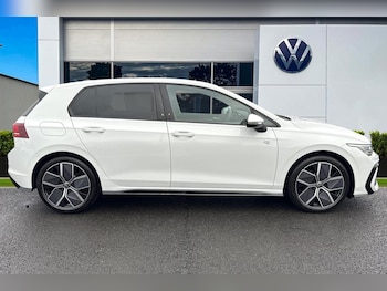 Used Volkswagen Golf 2024 for sale - 77820297: Photo