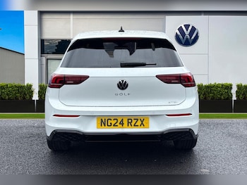 Used Volkswagen Golf 2024 for sale - 77820297: Photo