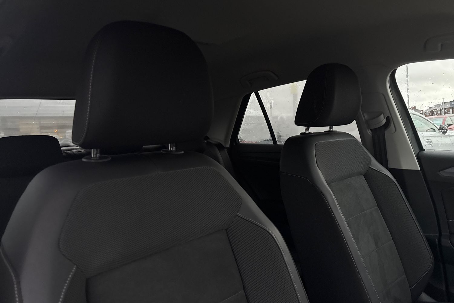 Used Volkswagen T-Roc 2024 for sale - 77334400: Photo 24