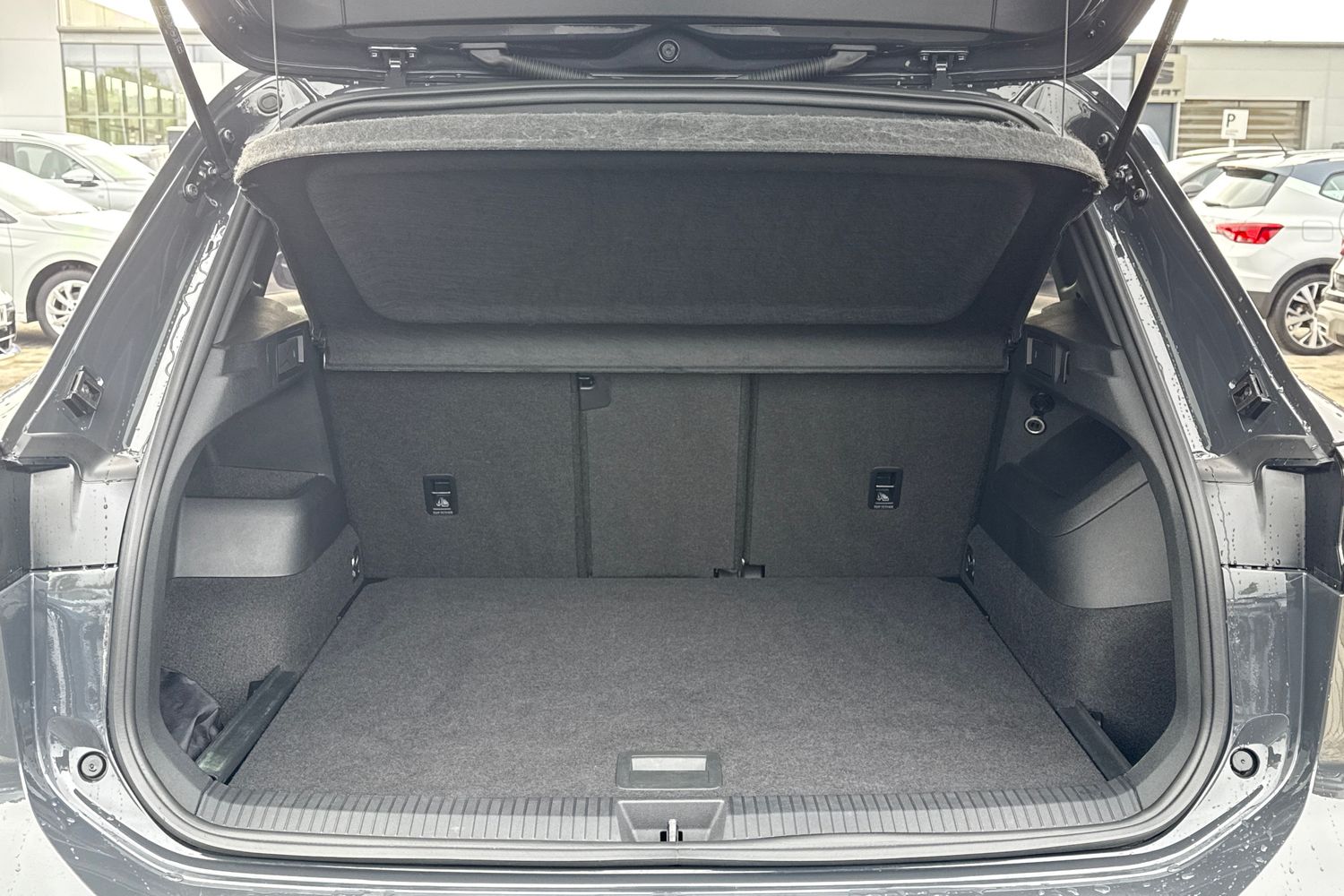 Used Volkswagen Tiguan 2025 for sale - 76182176: Photo 7