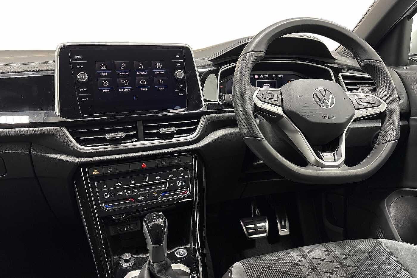 Used Volkswagen T-Roc 2025 for sale - 78001731: Photo 2