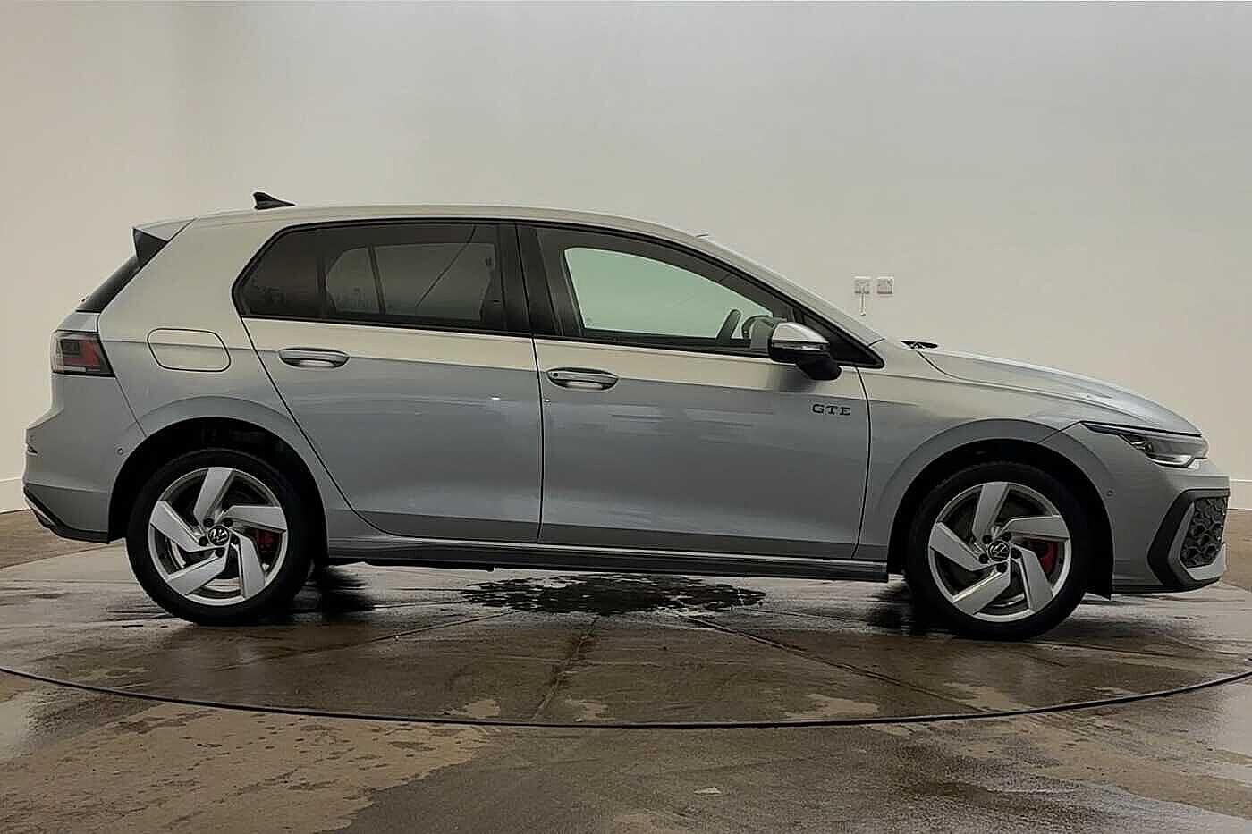 Used Volkswagen Golf 2025 for sale - 76654058: Photo 4