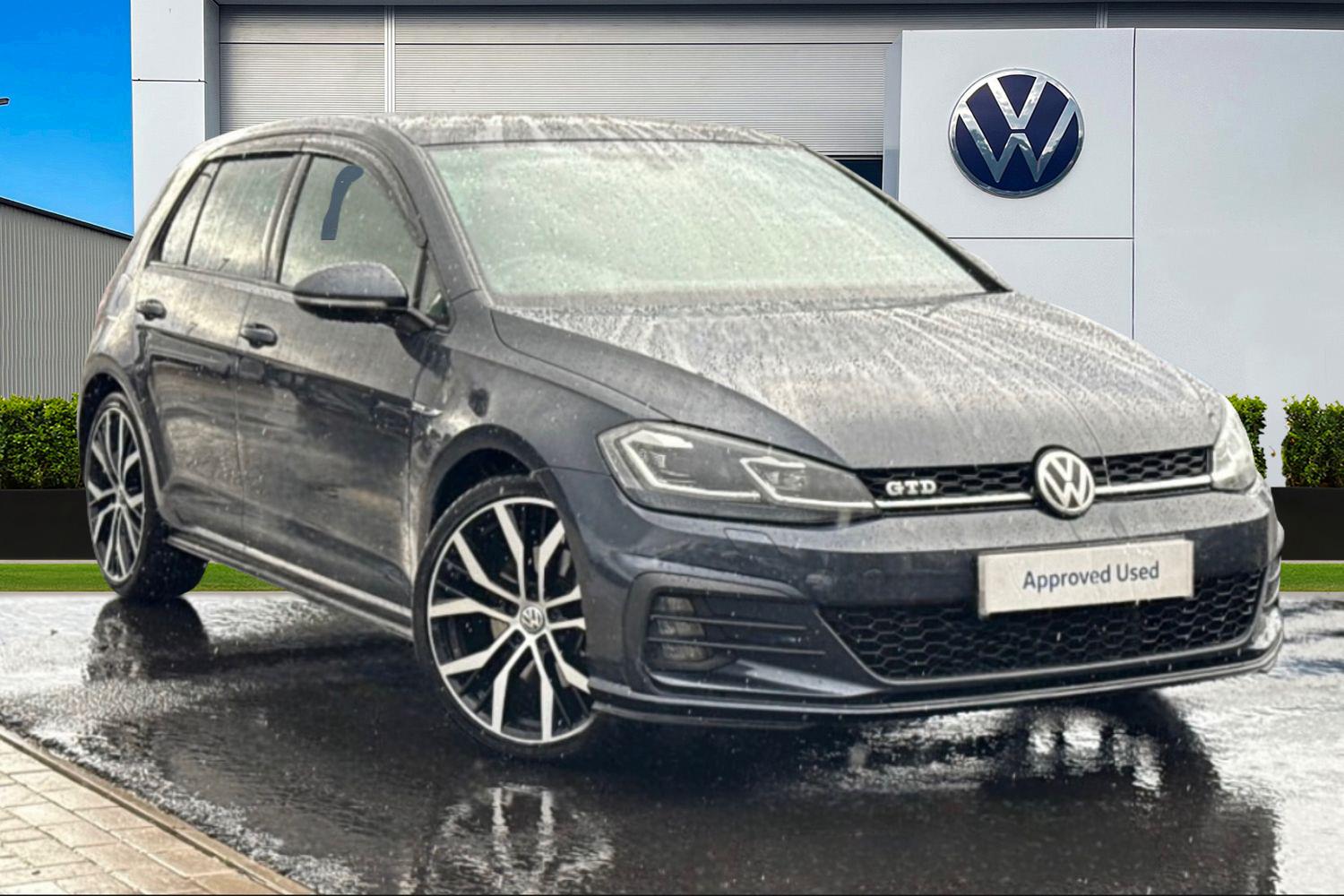 Used Volkswagen Golf 2018 for sale - 76330816: Photo 1