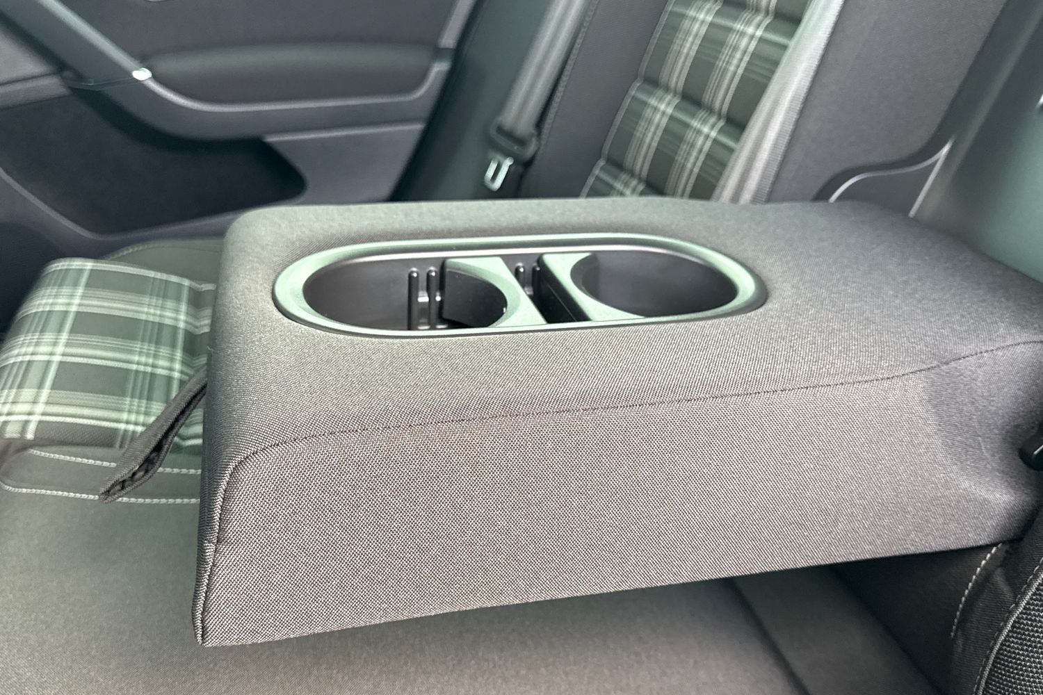 Used Volkswagen Golf 2018 for sale - 76330816: Photo 30