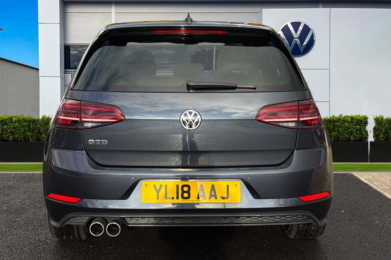 Used Volkswagen Golf 2018 for sale - 76330816: Photo 4
